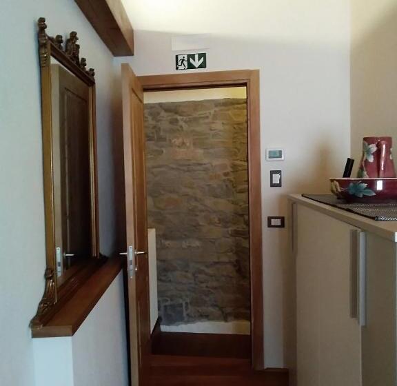 بنسيون Camere B81 Di Strain Neva