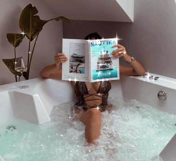 پانسیون Korpa Deli Rooms Spa