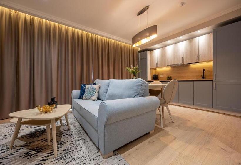 Dozsa Residence