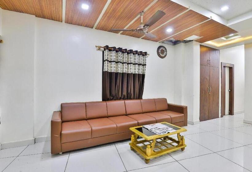 Hotel Bansidhar Somnath