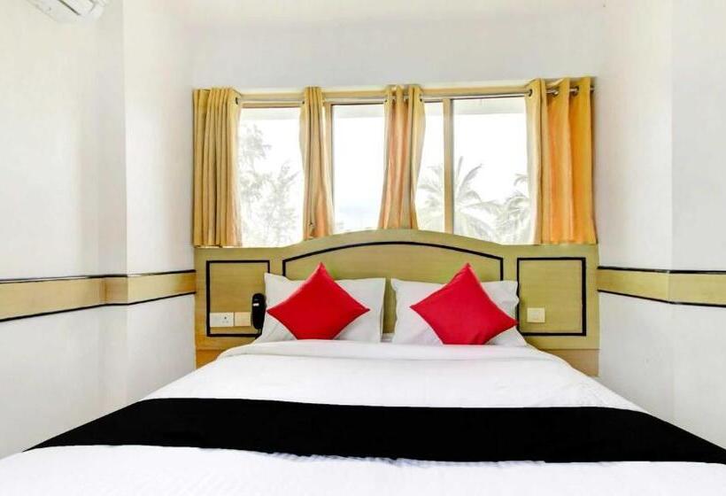 ホテル Collection O 75308 Floatel International Beach Resort