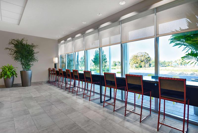 Отель Home2 Suites By Hilton Fort Myers Colonial Blvd