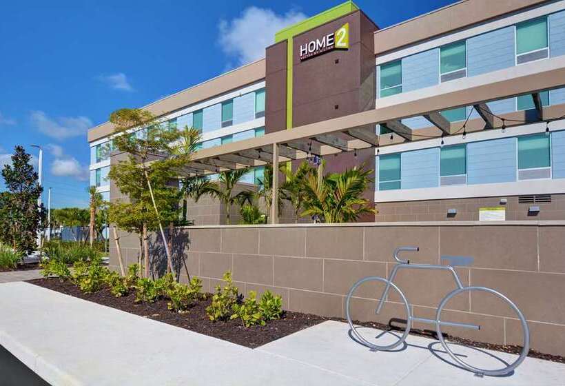 Отель Home2 Suites By Hilton Fort Myers Colonial Blvd
