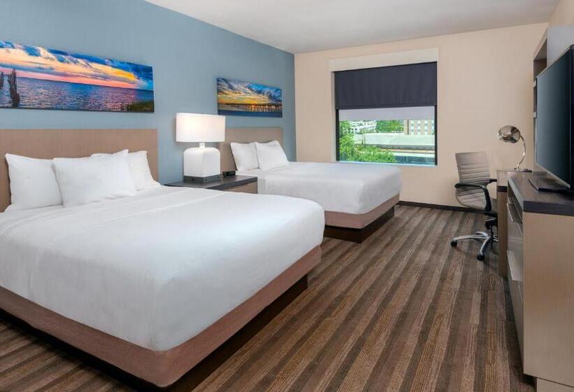 בית מלון כפרי Hyatt House Tallahassee Capitol University