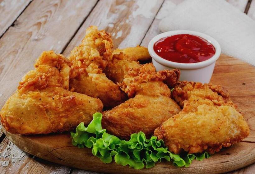 هتل Oyo 40128 Grand Park