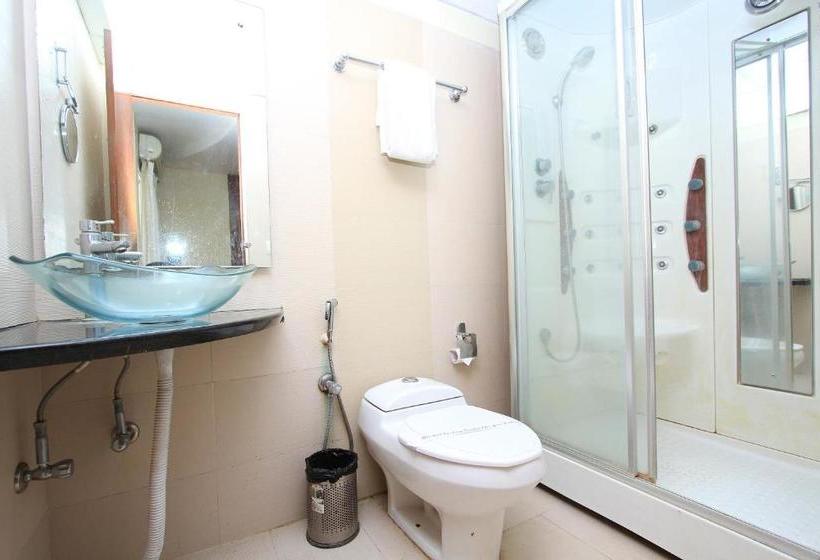 Capital O 78366 Hotel Relax Inn