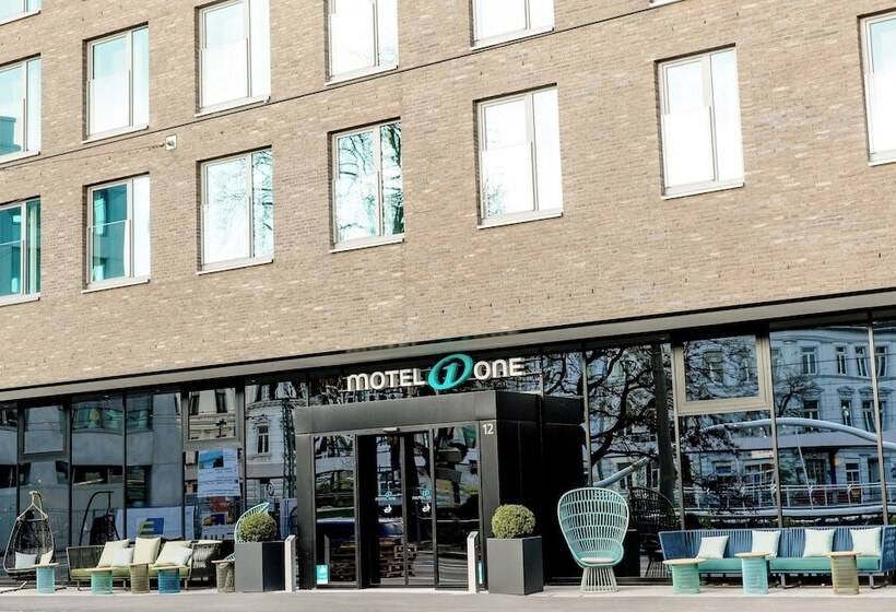 Motel One Bonn Hauptbahnhof