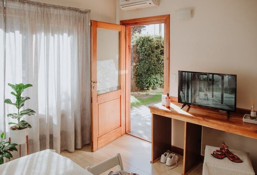 هاستل Hostería El Coirón