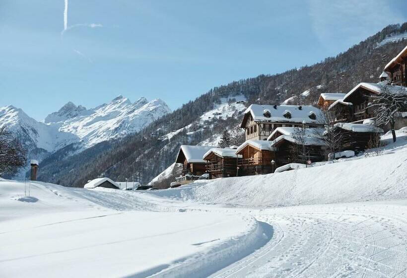 הוסטל Nest  Und Bietschhorn