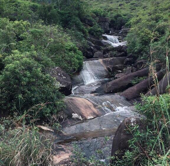 ベッドアンドブレックファースト Desire Village Rakwana