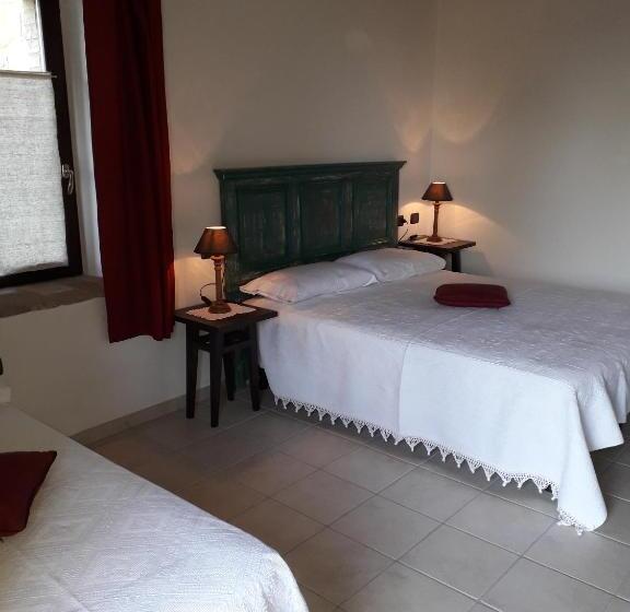 בית מלון כפרי La Tana Del Picchio