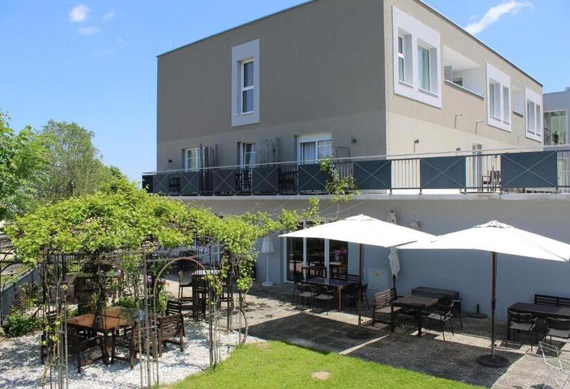 Пансион Ewitsch 13 Hotel Garni