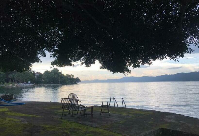 پانسیون Romlan