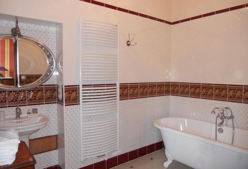 مبيت وإفطار Le Logis D'equilly