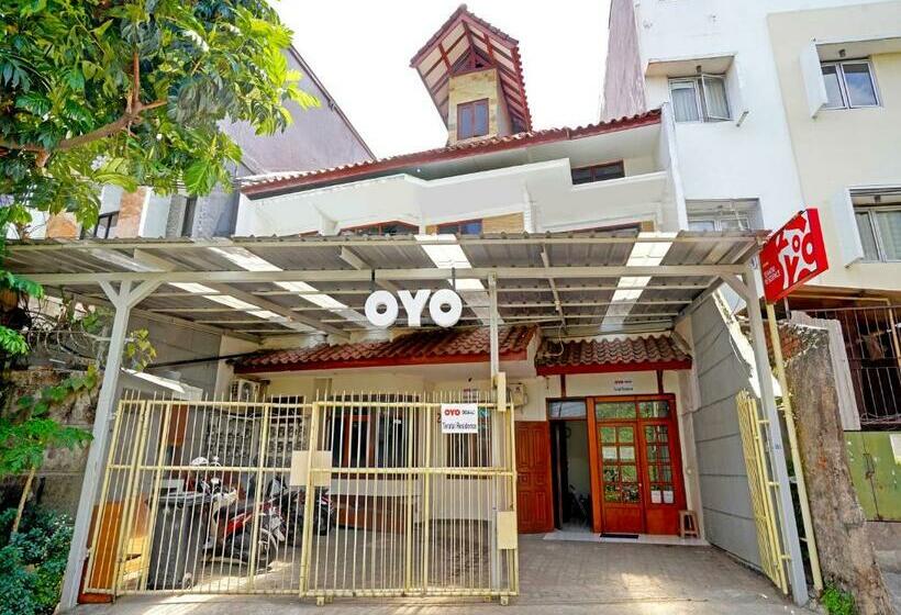 هتل Oyo Life 2388 Kost Teratai