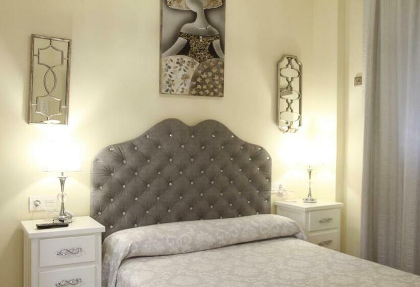 Pension Hostal Flor De Lis Lojo