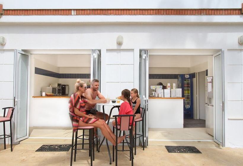 هتل Gran Garbí Mar