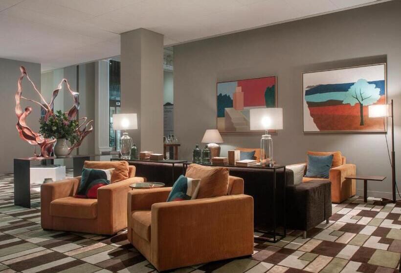 Grand Hotel Central, Small Luxury Hotels