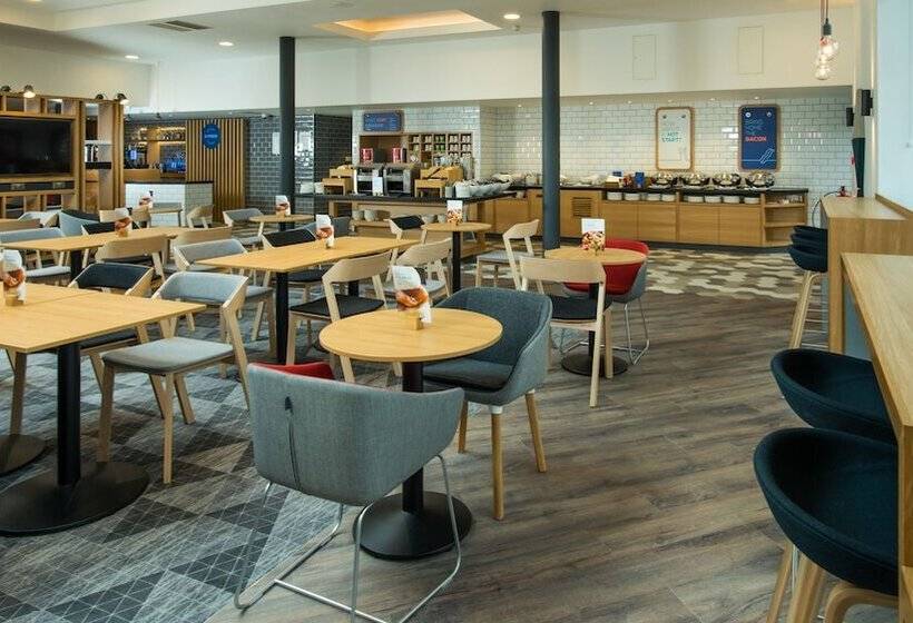 هتل Holiday Inn Express Birmingham Nec, An Ihg