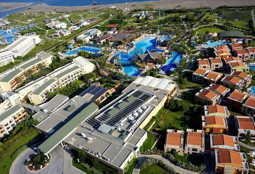 هتل Holiday Village Turkiye