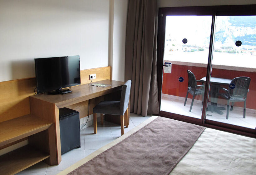 هتل Ohtels Campo de Gibraltar