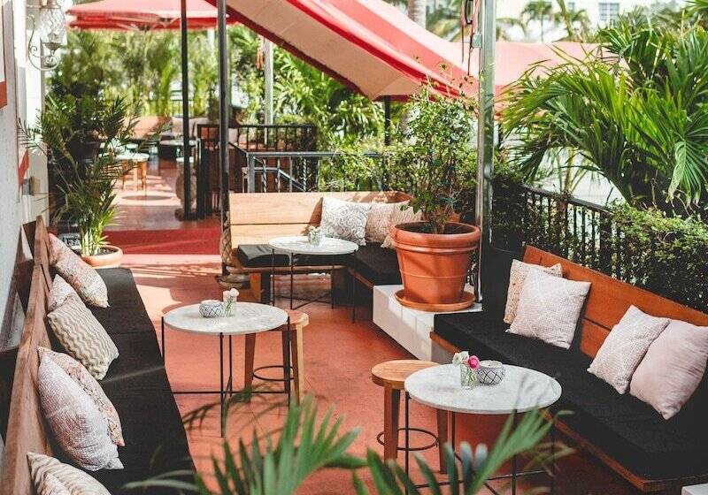 هتل Casa Faena Miami Beach
