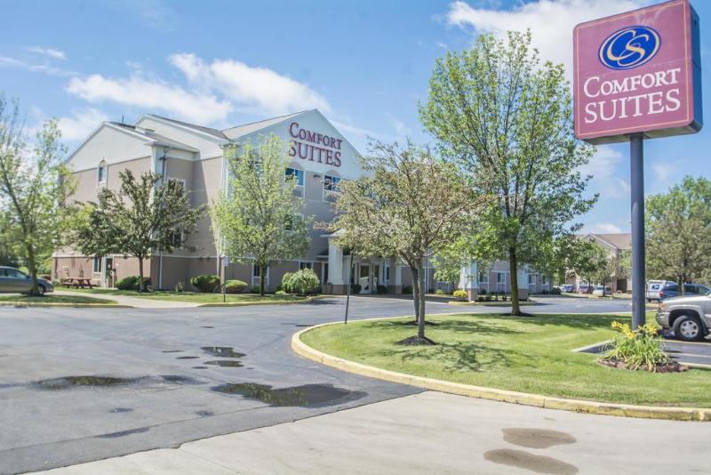 هتل Comfort Suites Rochester Henrietta University Area