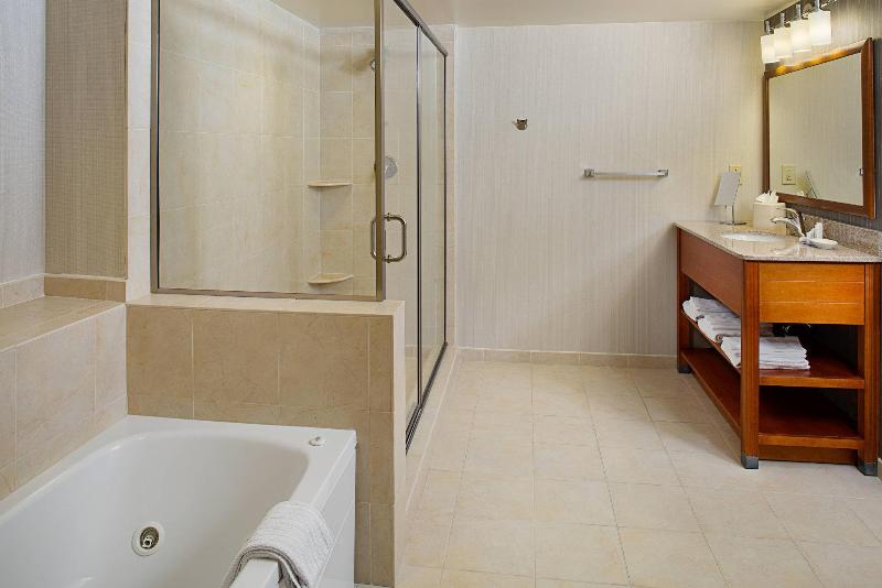 Отель Courtyard By Marriott Atlantic City Beach Block