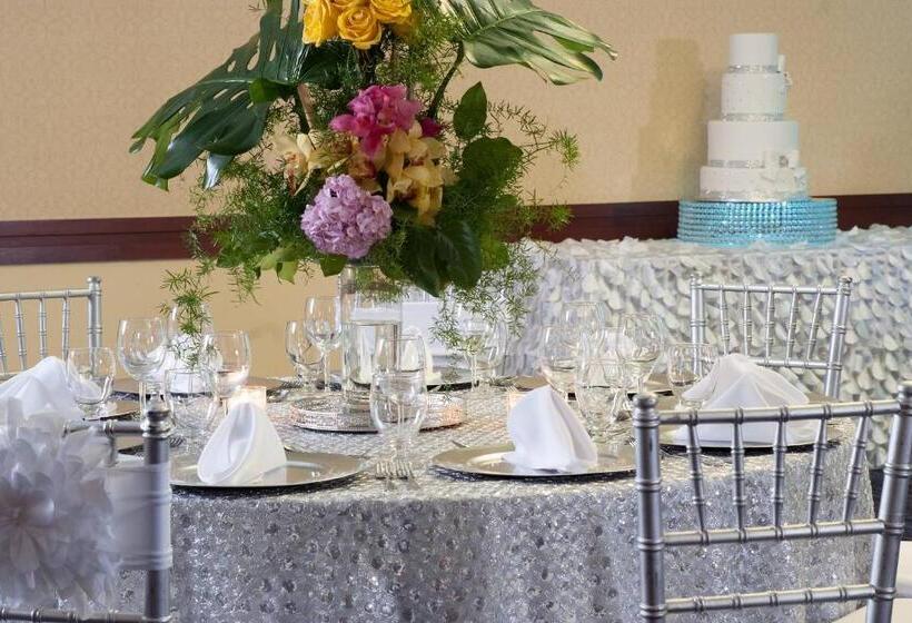 هتل Courtyard Miami Coral Gables