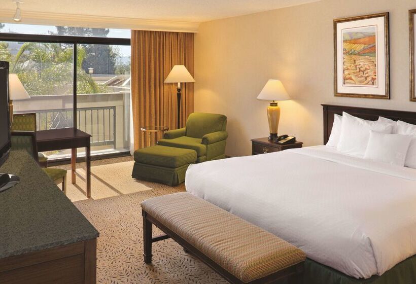 هتل Doubletree By Hilton San Jose