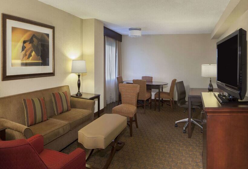 هتل Embassy Suites By Hilton Austin Arboretum