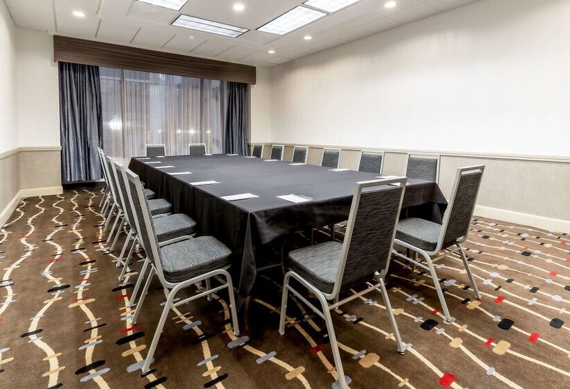 فندق Hyatt Regency Tulsa Downtown