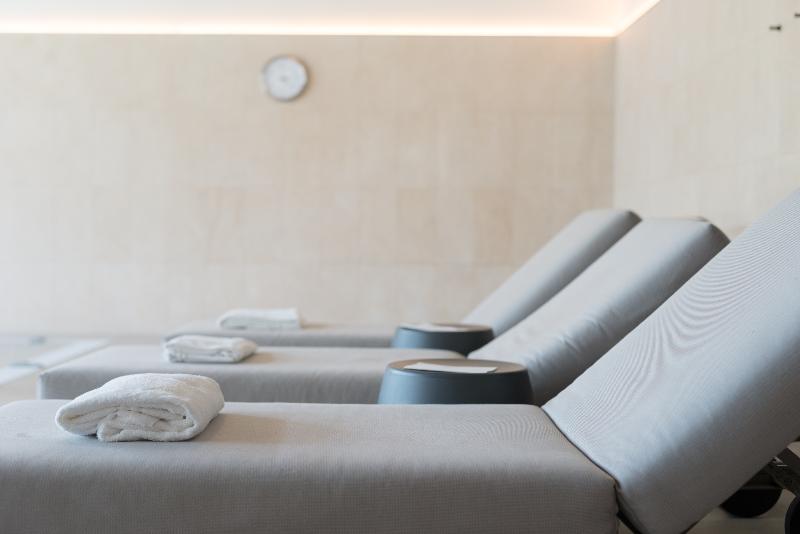 Отель Le Richebourg Hôtel, Restaurant & Spa