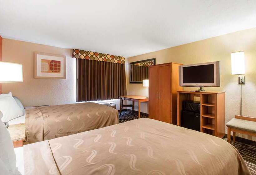 هتل Quality Inn & Suites I 35 Near Frost Bank Center