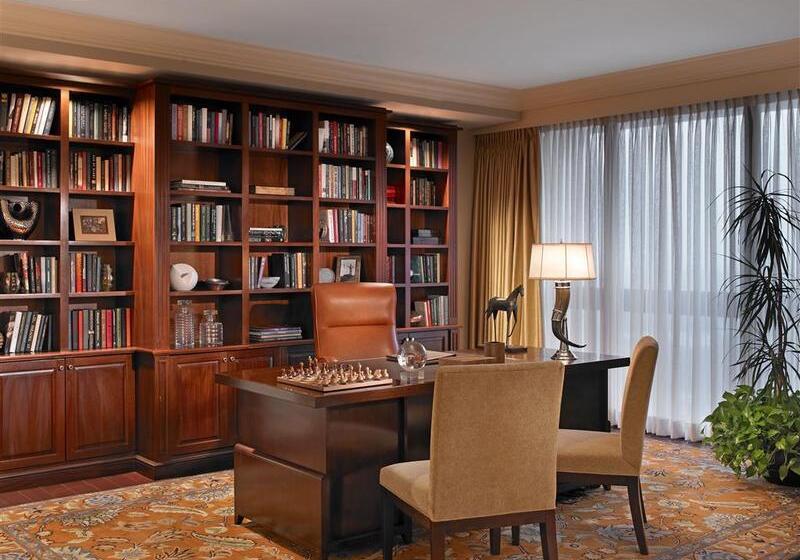 هتل The St. Regis Houston