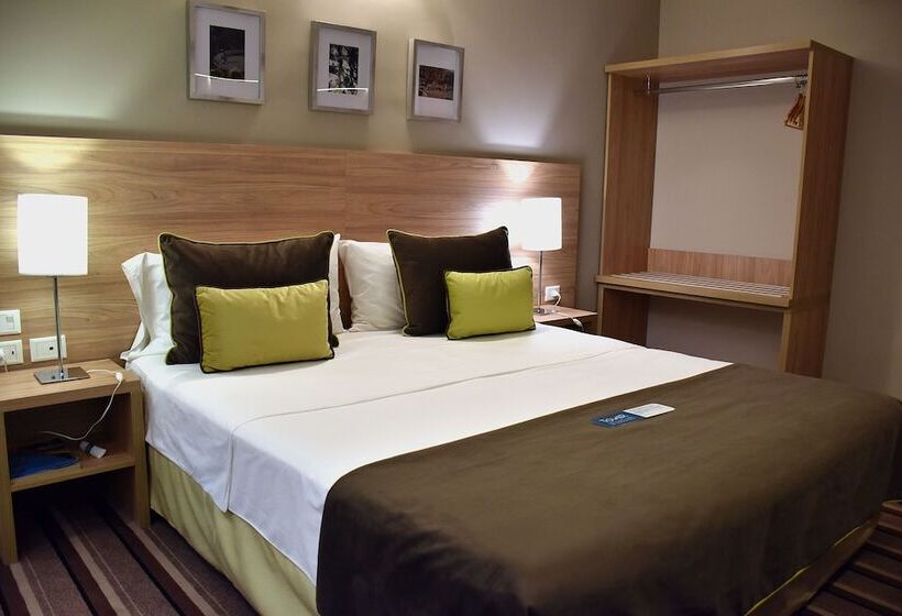 هتل Tower Inn & Suites