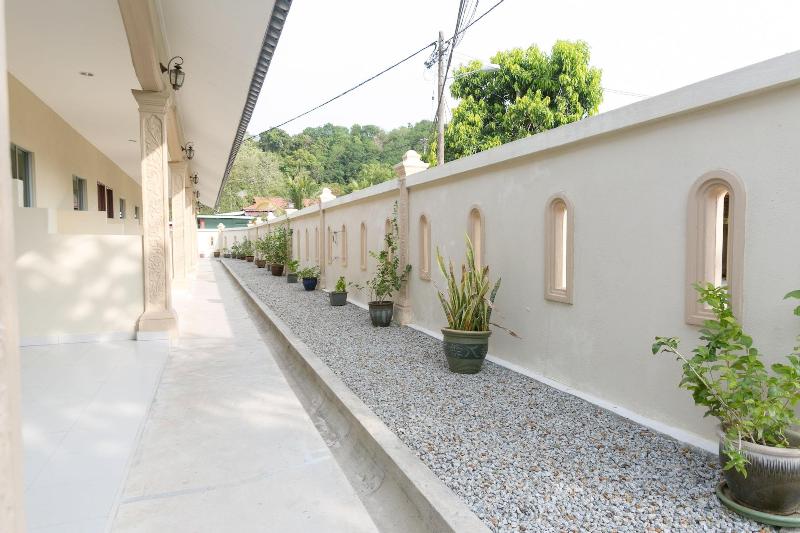 هتل Sri Melor Inn