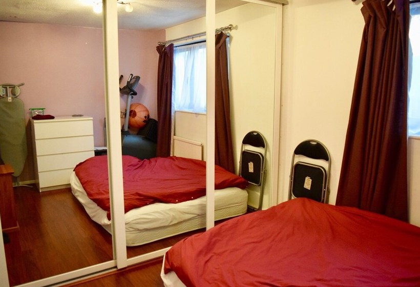 2 Bedroom House With Garden In Bermondsey