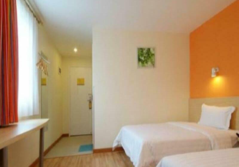 호텔 7days Inn Kaifeng Train Station East Jiancaicheng