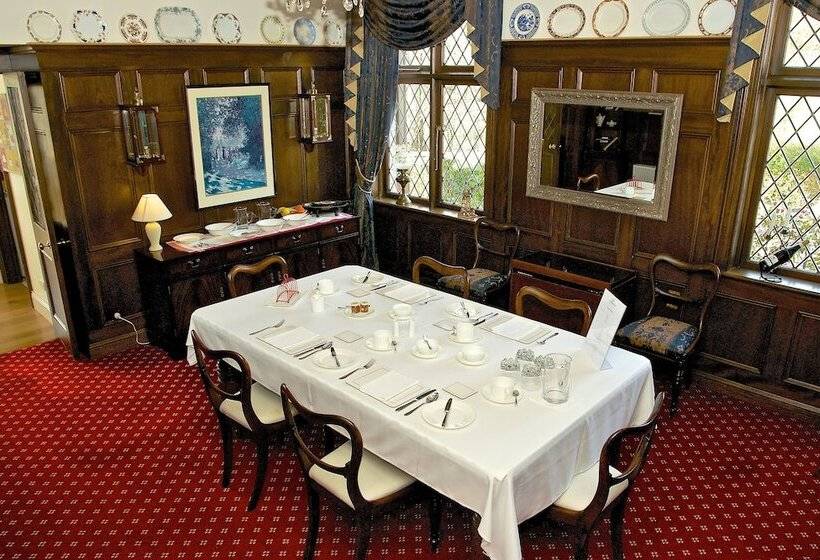 هتل The Birches Bed & Breakfast