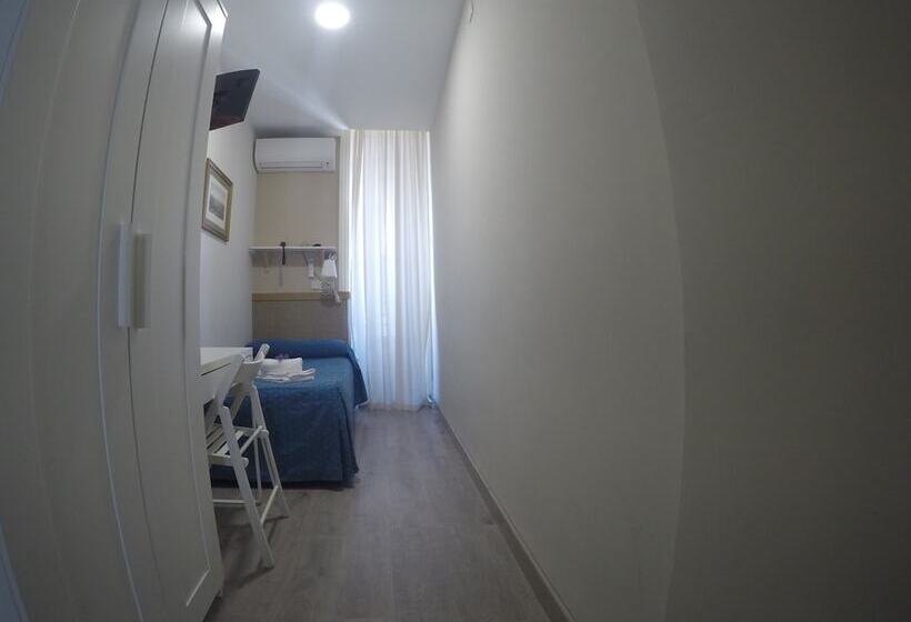 Hostal El Pilar