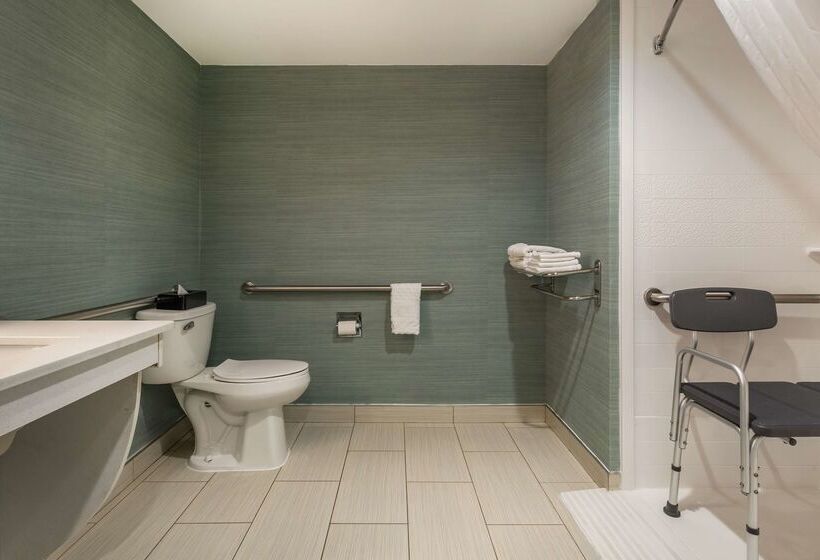 هتل Best Western Plus New Englander