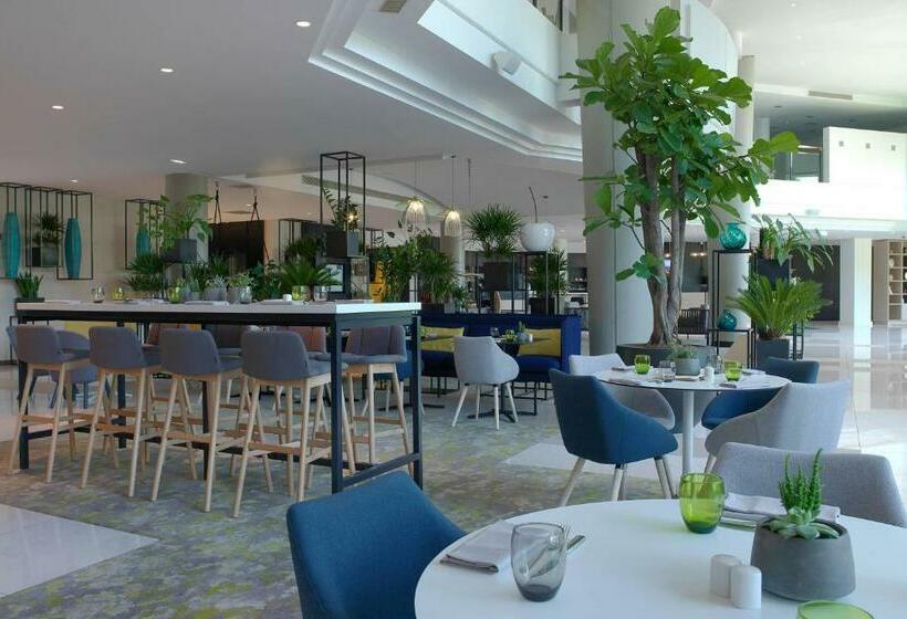 The Jangle Hotel   Paris   Charles De Gaulle   Airport