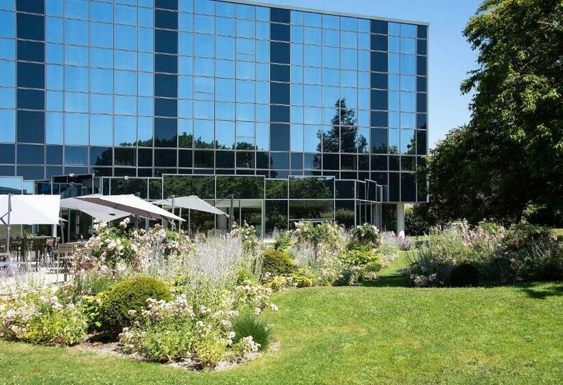 The Jangle Hotel   Paris   Charles De Gaulle   Airport