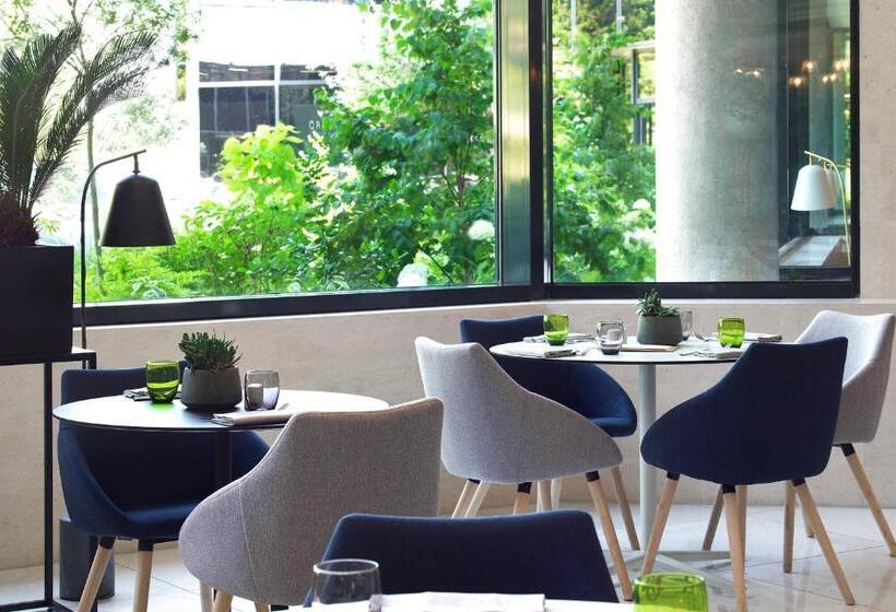 The Jangle Hotel   Paris   Charles De Gaulle   Airport