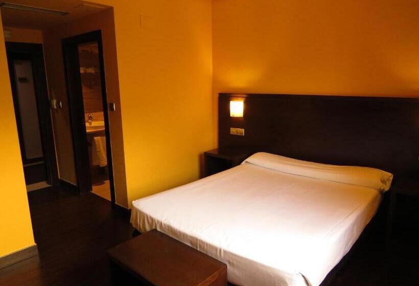 בית מלון כפרי Euba