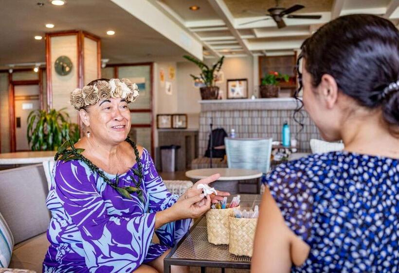 בית מלון כפרי Outrigger Waikiki Beach Resort