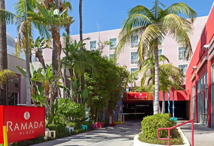 Ramada Plaza By Wyndham West Hollywood Hotel & Suites