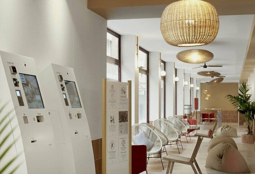 هتل tent Lloret de Mar