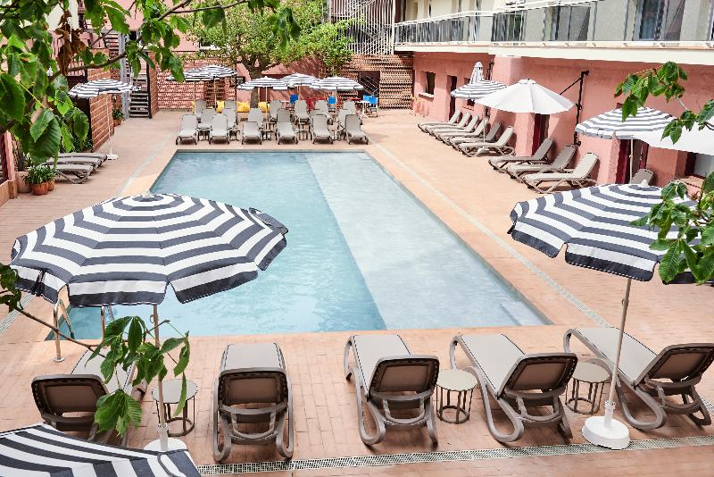 هتل tent Lloret de Mar